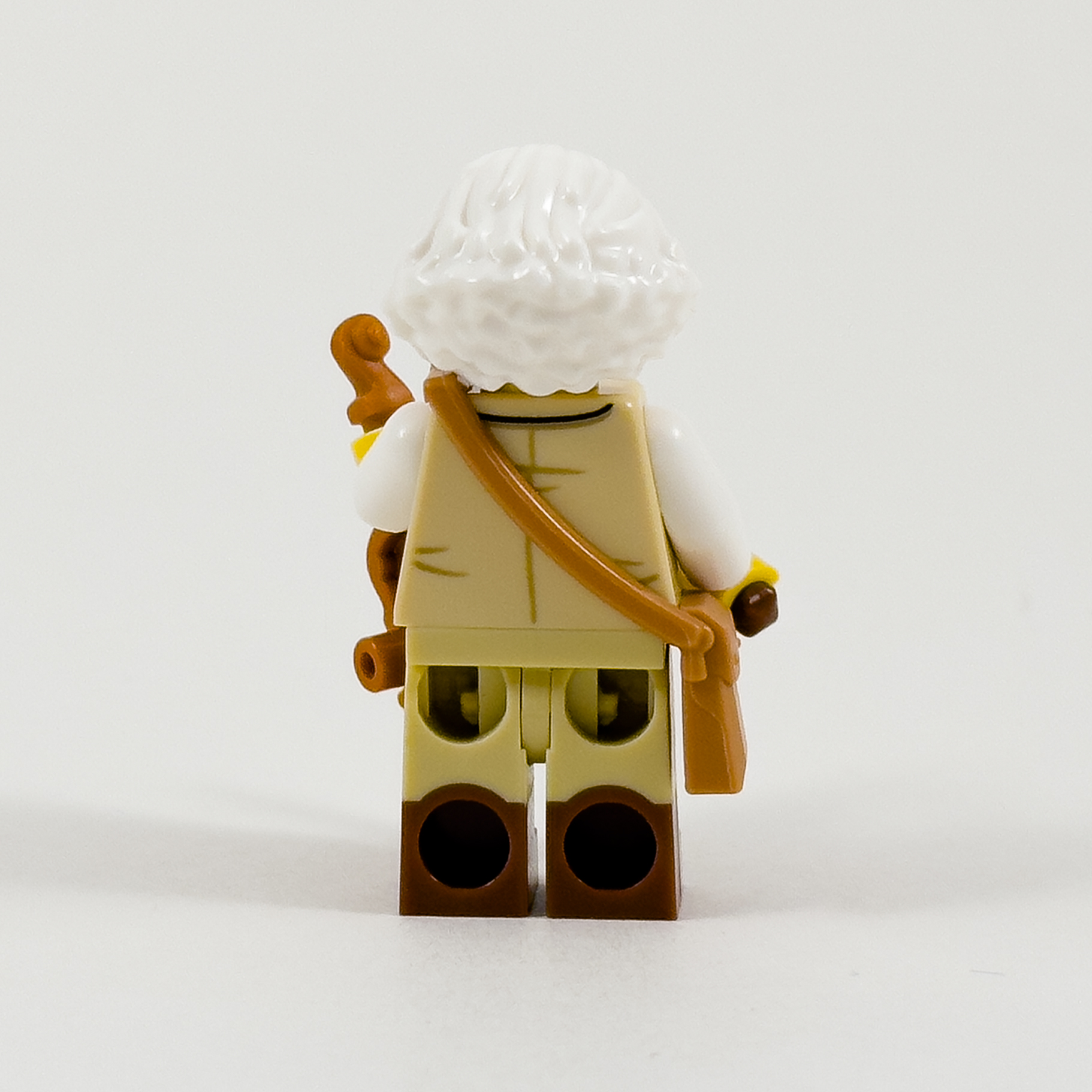 rev18-back rev18 Naturalist Violinist Minifigure - Back